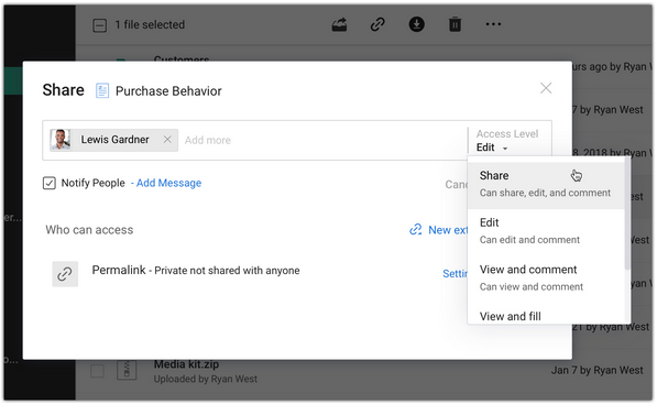 Zoho Workdrive share files with team members using Zoho Workdrive collaboration platform